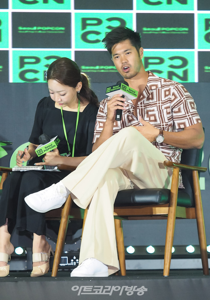 '2022 서울 팝콘'에 참석한 헐리우드 배우 로스 버틀러( Ross Butler) 2022.08.27 사진 ⓒ아트코리아방송 이용선 기자​