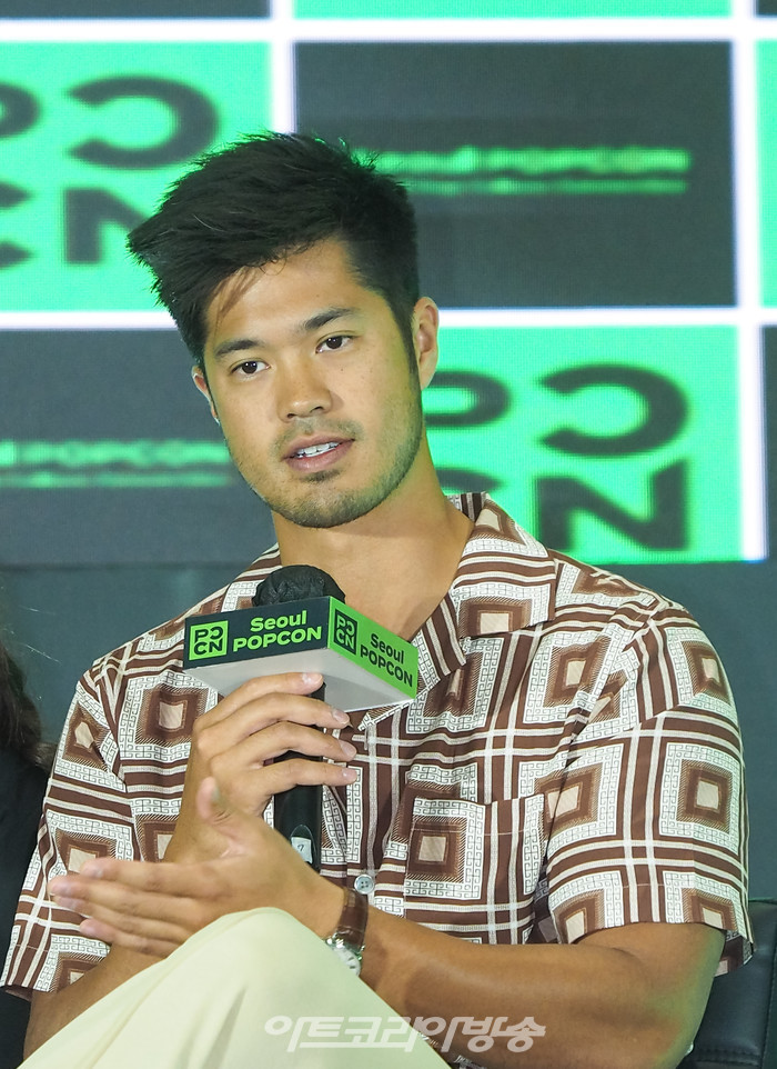 '2022 서울 팝콘'에 참석한 헐리우드 배우 로스 버틀러( Ross Butler) 2022.08.27 사진 ⓒ아트코리아방송 이용선 기자​
