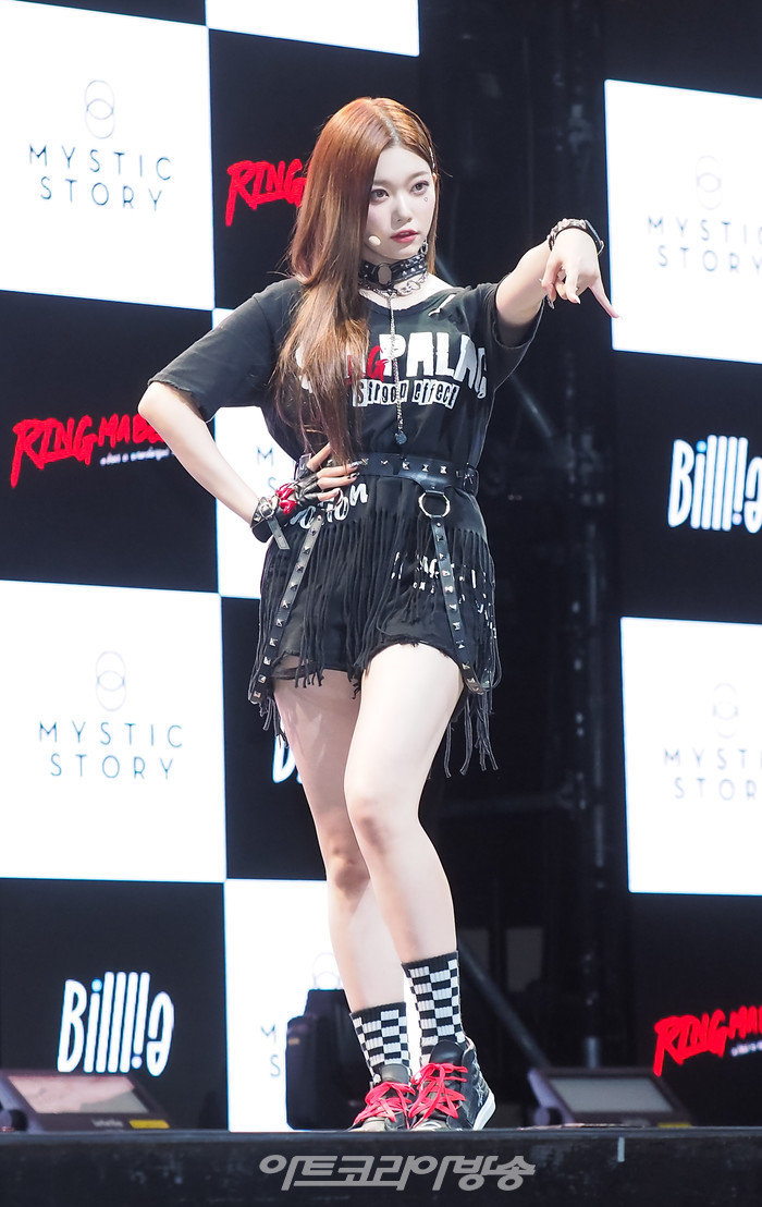 빌리(Billie) 세 번째 미니앨범 '더 빌리지 오브 퍼셉션: 챕터 투(the Billage of perception: chapter two)' 발매 기념 쇼케이스(츠키) 2022.08.31 사진 ⓒ아트코리아방송 이용선 기자