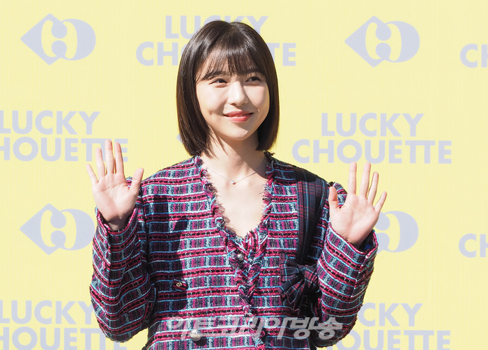 럭키슈에뜨(LUCKY CHOUETTE) 오픈 10주년 포토행사(주현영) 2022.09.01 사진 ⓒ아트코리아방송 이용선 기자