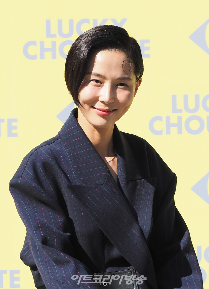 럭키슈에뜨(LUCKY CHOUETTE) 오픈 10주년 포토행사(김나영) 2022.09.01 사진 ⓒ아트코리아방송 이용선 기자