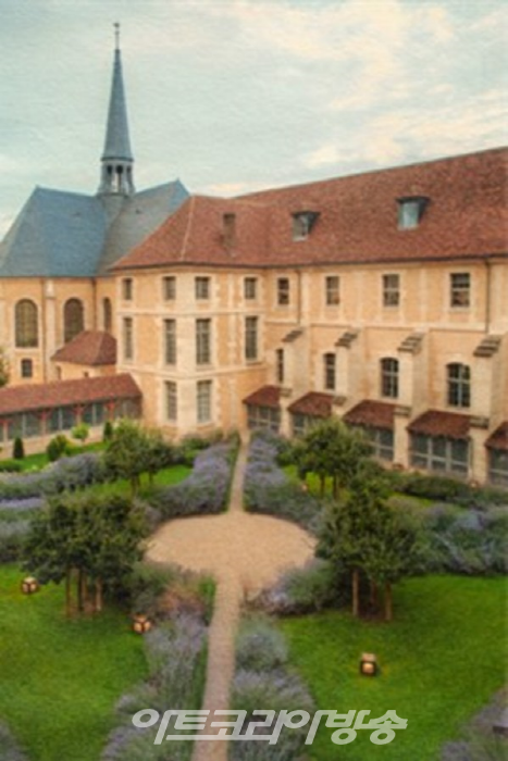 케어링, 유럽 문화 유산의 날 맞아 파리 본사에서 전시회 개최