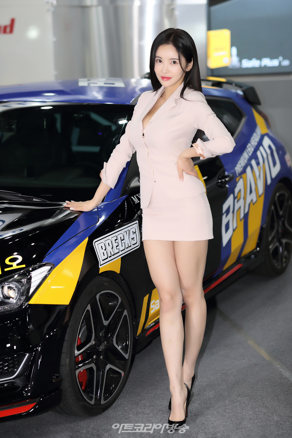 BRAVIO 레이싱모델 신새롬 2022 오토살롱위크