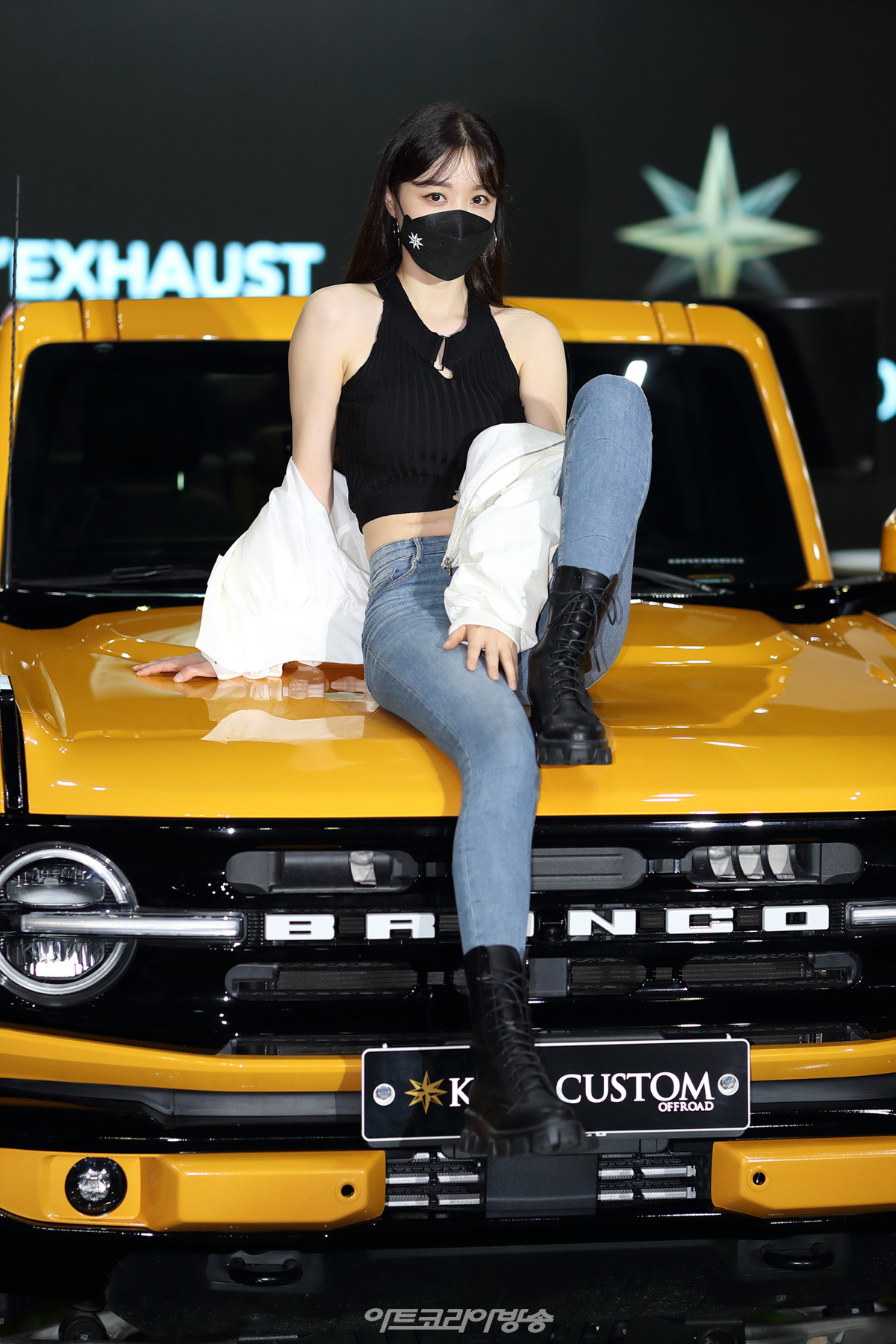 킴스커스텀 레이싱모델 홍지연 2022 오토살롱위크