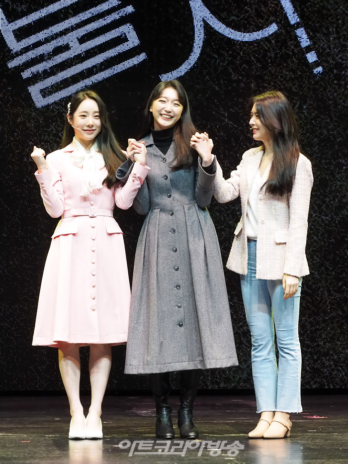 뮤지컬 '사랑의 불시착' 프레스콜(서단 역 유연정, 김이후, 송주희) 2022.09.20 사진 ⓒ아트코리아방송 이용선 기자