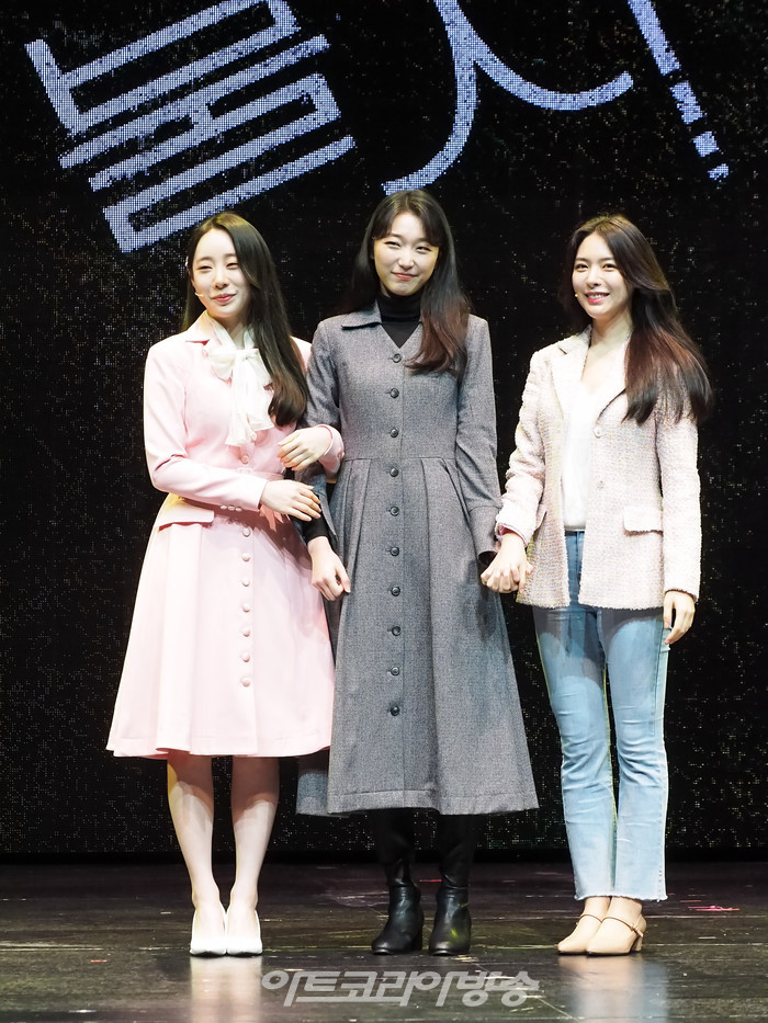 뮤지컬 '사랑의 불시착' 프레스콜(서단 역 유연정, 김이후, 송주희) 2022.09.20 사진 ⓒ아트코리아방송 이용선 기자