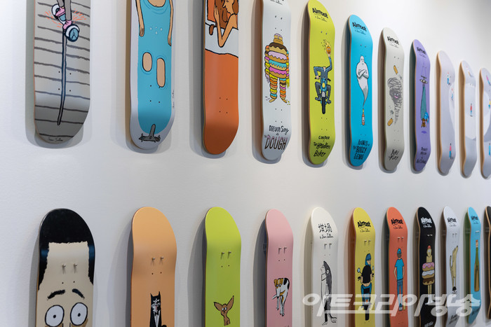 © Jean Jullien Studio