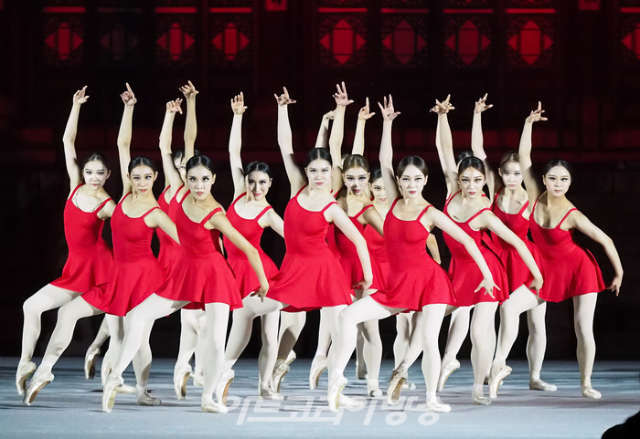 2022 가을 궁중문화축전 '고궁음악회-발레X수제천' (한국예술종합학교 발레단) 2022.10.01 사진 ⓒ아트코리아방송 이용선 기자