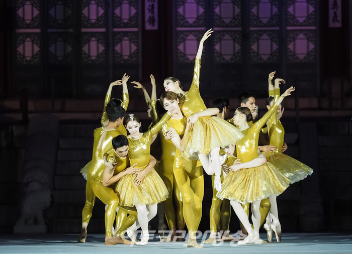 2022 가을 궁중문화축전 '고궁음악회-발레X수제천' (한국예술종합학교 발레단) 2022.10.01 사진 ⓒ아트코리아방송 이용선 기자