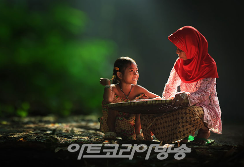 마음이 편안해지는 Herman Damar(인도네시아) 의 작품