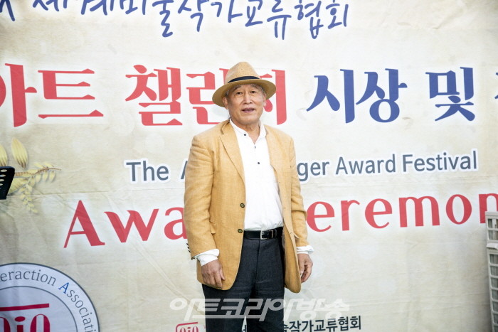 이득효 심사위원(세미협 부회장) 심사평