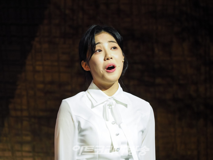 뮤지컬 '인간의 법정' 프레스콜(안드로이드 카운슬러 역 이상아) 2022.10.06 사진 ⓒ아트코리아방송 이용선 기자