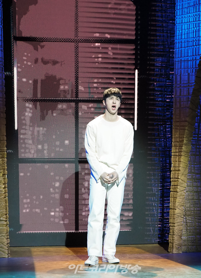 뮤지컬 '인간의 법정' 프레스콜(안드로이드 아오 역 이재환) 2022.10.06 사진 ⓒ아트코리아방송 이용선 기자