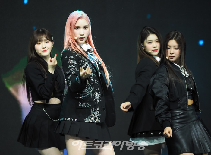 케플러 세 번째 미니앨범 '트러블슈터'(TROUBLESHOOTER) 발매 기념 쇼케이스. 2022.10.13 사진 ⓒ아트코리아방송 이용선 기자