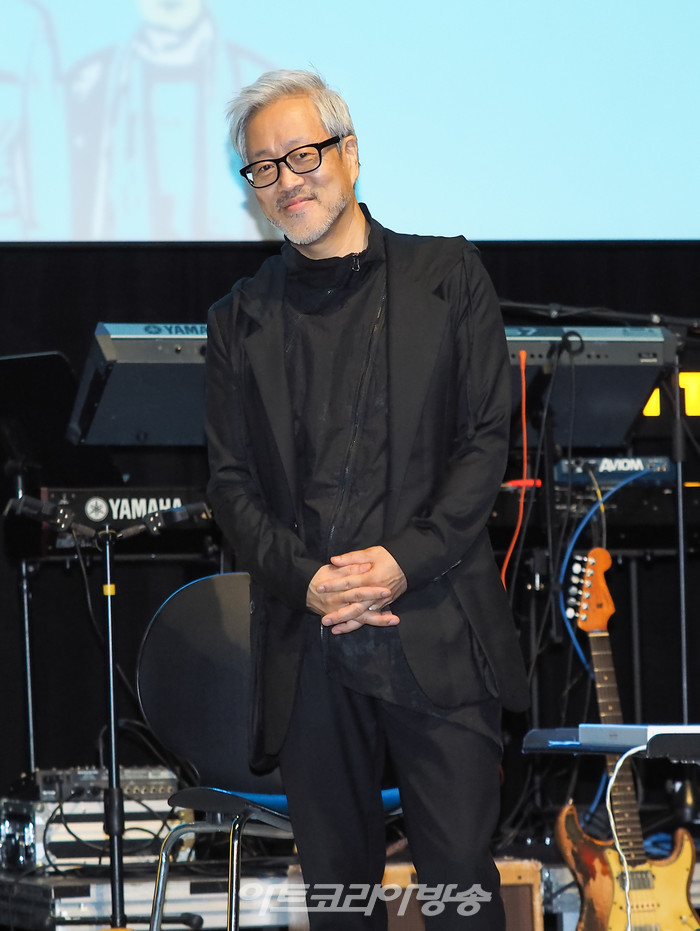 봄여름가을겨울 '브라보 마이 라이프!(Bravo My Life!)' 20주년 바이닐 앨범 발매기념 기자간담회(김종진) 2022.10.14 사진 ⓒ아트코리아방송 이용선 기자