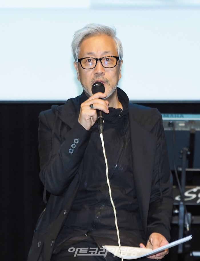 ​봄여름가을겨울 '브라보 마이 라이프!(Bravo My Life!)' 20주년 바이닐 앨범 발매기념 기자간담회(김종진) 2022.10.14 사진 ⓒ아트코리아방송 이용선 기자​