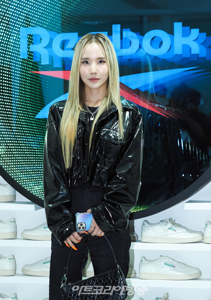 ​리복의 '클럽 C 캐슬' 런칭 팝업 행사(가수 지셀) 2022.10.22 사진 ⓒ아트코리아방송 이용선 기자​