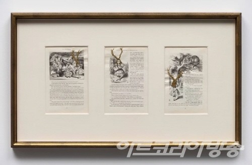 윤가림 作_Alice's Adventure in Wonderland_embroidery on paper, gilded frame_66x39cm_2014