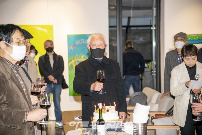 J.94 갤러리 '전창운 초대개인'전-건배제의