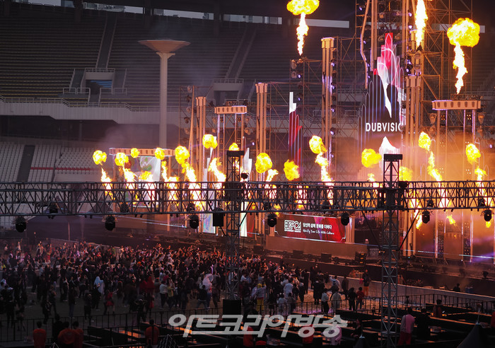 2022 스트라이크 뮤직 페스티벌(DJ DUBVISION(덥비전)) 2022.10.28 사진 ⓒ아트코리아방송 이용선 기자​