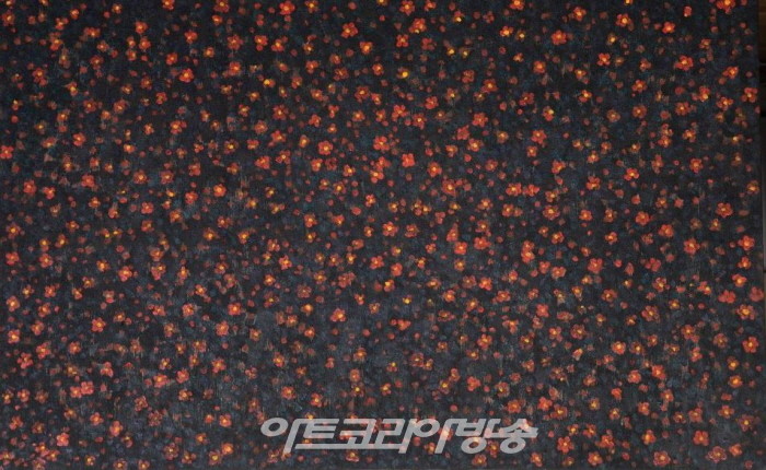 김혁정 개인전 '동백 꽃 피고 지고 다시 피어나는 삶'-김혁정 동백꽃 피던 날 Oil on Canvas 100x72.7cm