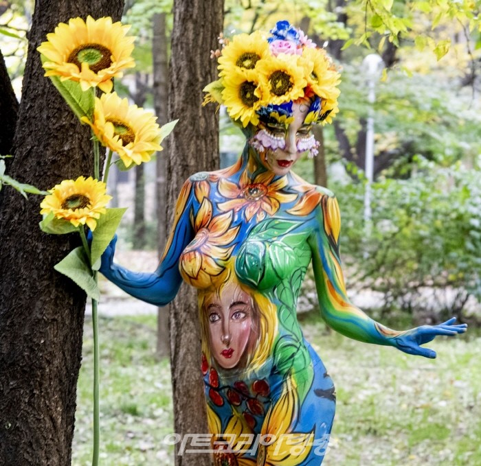 서원대 뷰티학과 안영나교수 바디페인팅 뷰티쇼 '하모니'