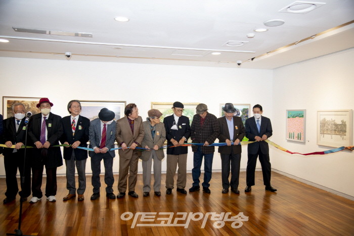 제11회 상 미술회전-테이프 컷팅식