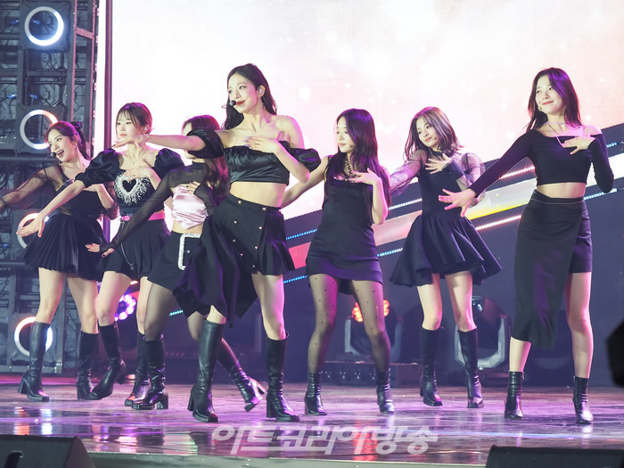 '2022 글로벌 엔터테인먼트 엑스포' 드림 스테이지(프로미스나인) 2022.11.12 사진 ⓒ아트코리아방송 이용선 기자​