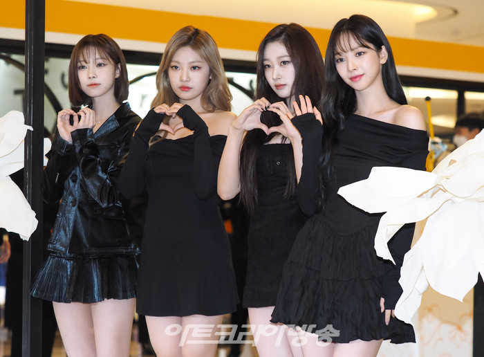 '매그놀리아 데이즈' 팝업 스토어 행사(에스파) 2022.11 18 사진 ⓒ아트코리아방송 이용선 기자​