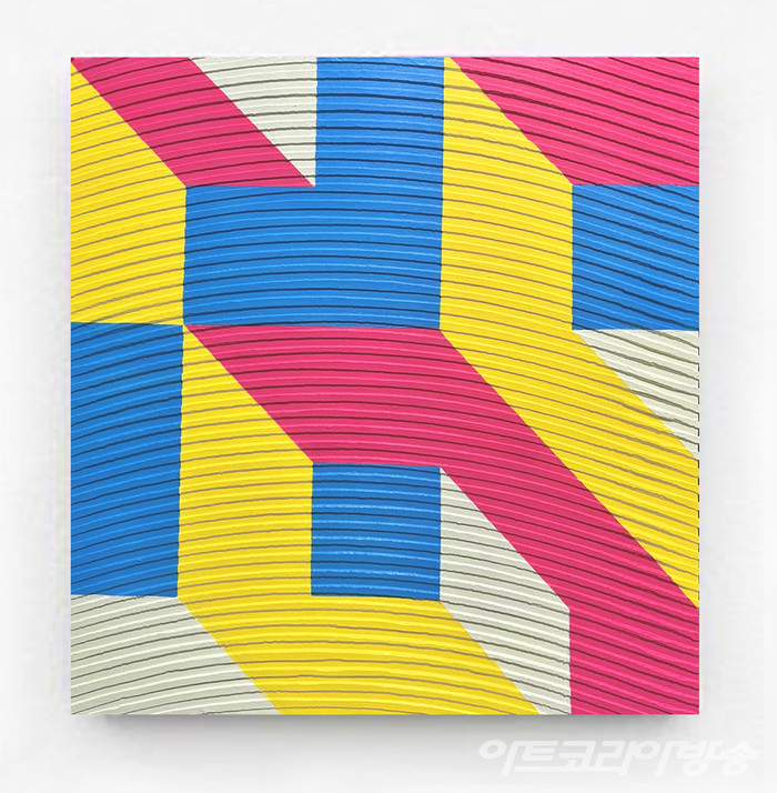  hue 45.5x45.5cm acrylic gouache, gel on modeling made canvas  2022 / 장희진 개인전