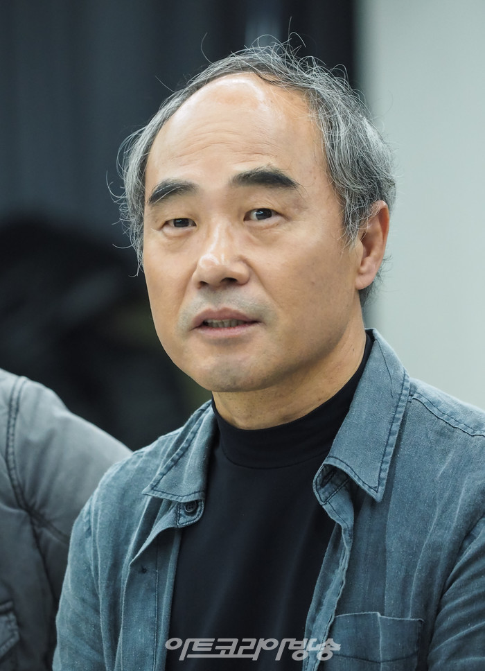 연극 '광부화가들' 연습실 공개(올리버 역 강신일). 2022.11 18 사진 ⓒ아트코리아방송 이용선 기자​