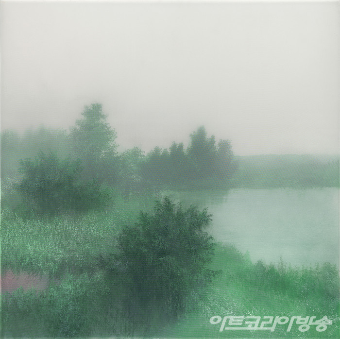 이기봉(b. 1957)〈당신이 서있는 곳 B-3〉2022Acrylic and polyester fiber on canvas110 x 110 cm / KUKJE GALLERY