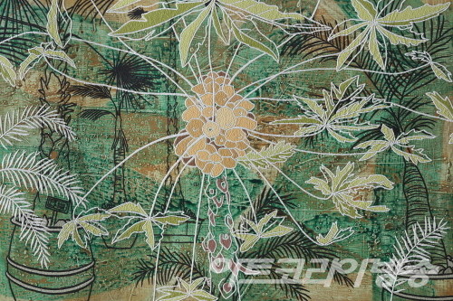 Pot Plant-Botanical Garden_acrylic on canvas_130.3x193.9cm_2021