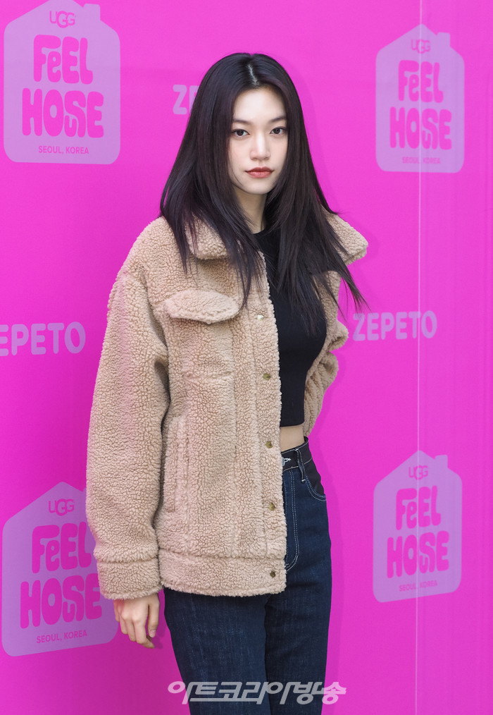 어그x제페토 FEEL HOUSE 팝업 론칭 기념 포토월 행사(김도연) 2022.11.24 사진 ⓒ아트코리아방송 이용선 기자​