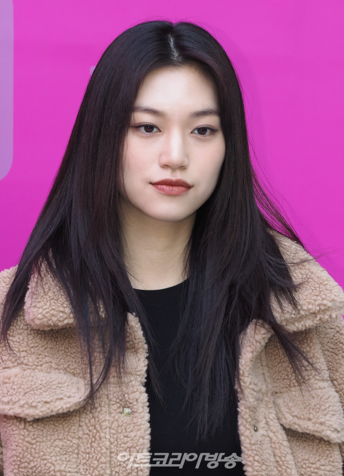 어그x제페토 FEEL HOUSE 팝업 론칭 기념 포토월 행사(김도연) 2022.11.24 사진 ⓒ아트코리아방송 이용선 기자​