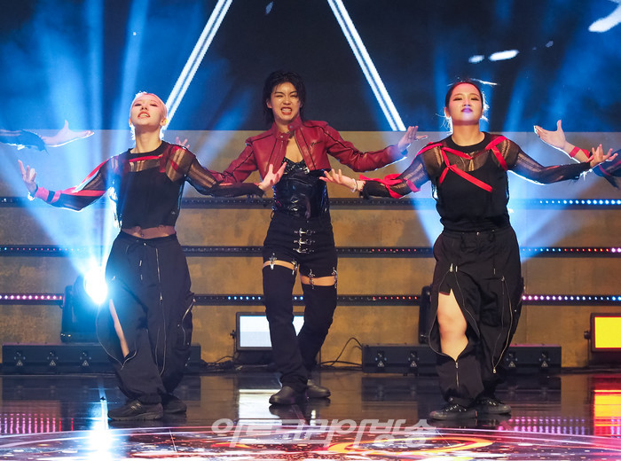 2022 대한민국 대중문화예술상 시상식(아이키 축하무대) 2022.11.24 사진 ⓒ아트코리아방송 이용선 기자​