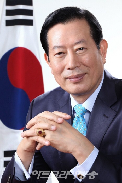 하정열 작가 제2회 아트코리아방송 문화예술대상 올해의 예술가상 수상