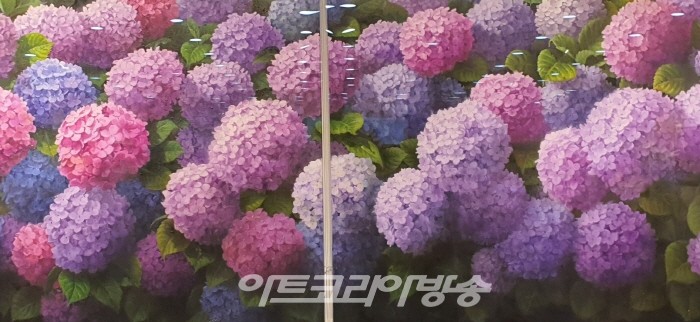 이규홍 개인전 '조금은 화려하게'