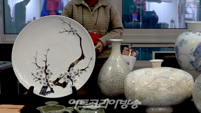 제9회 국회 특별기획전 '김동흥 작가 부스개인전'