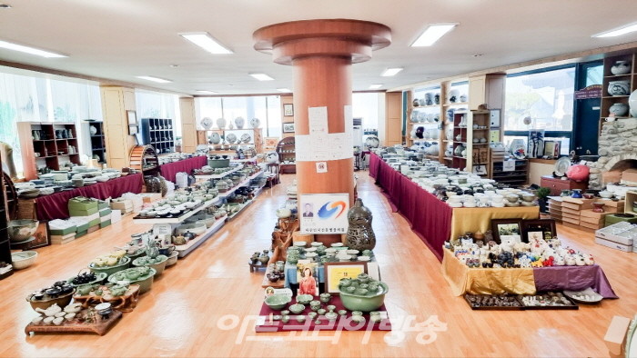 김동흥 명인의 전시장