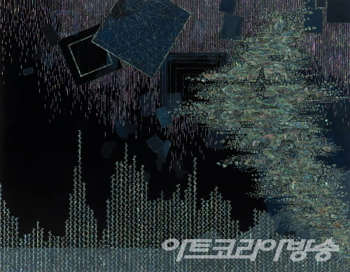 Fly away (비상)_116x91cm_목판에 소창, 옻칠, 자개, 채색_2022 - 설송