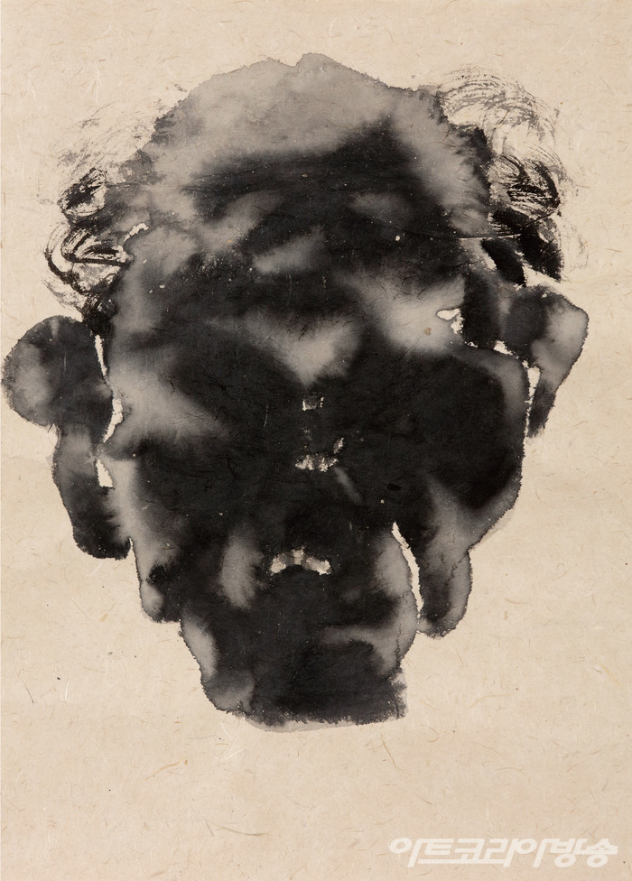 표정 40x42cm 장지에 수묵 2022_2 _ 강동언作