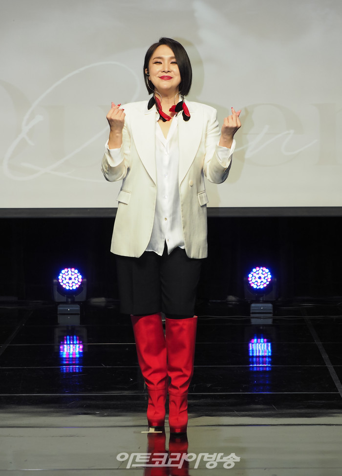 이지영 신곡 '퀸(Queen)' 발매 기념 쇼케이스. 2022.12.22 사진 ⓒ아트코리아방송 이용선 기자​