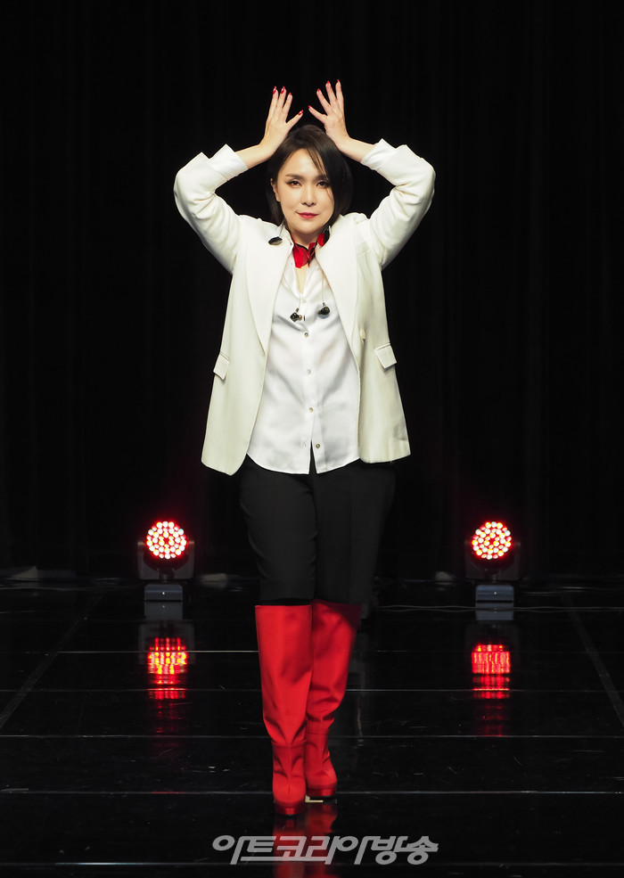 이지영 신곡 '퀸(Queen)' 발매 기념 쇼케이스. 2022.12.22 사진 ⓒ아트코리아방송 이용선 기자​