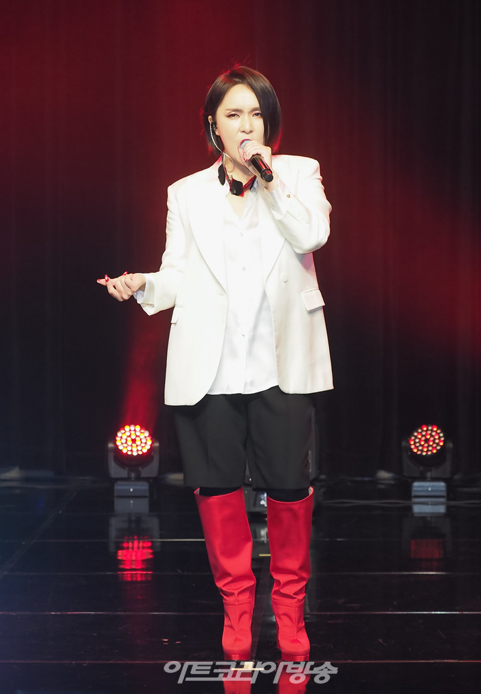 이지영 신곡 '퀸(Queen)' 발매 기념 쇼케이스. 2022.12.22 사진 ⓒ아트코리아방송 이용선 기자​