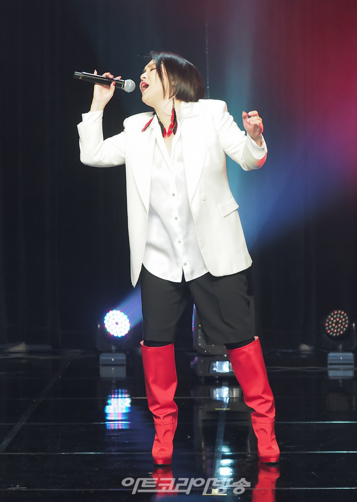 이지영 신곡 '퀸(Queen)' 발매 기념 쇼케이스. 2022.12.22 사진 ⓒ아트코리아방송 이용선 기자​