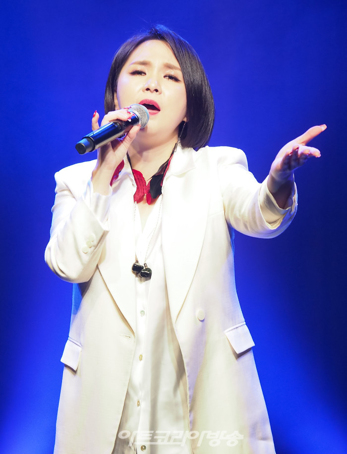 이지영 신곡 '퀸(Queen)' 발매 기념 쇼케이스. 2022.12.22 사진 ⓒ아트코리아방송 이용선 기자​