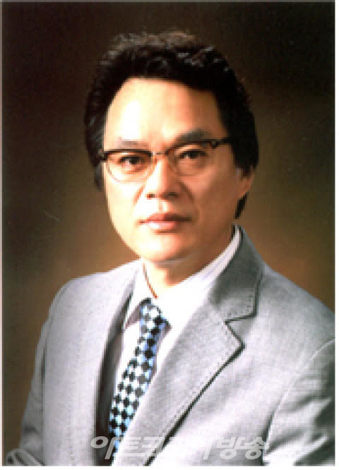 고완석 지아트 창립자