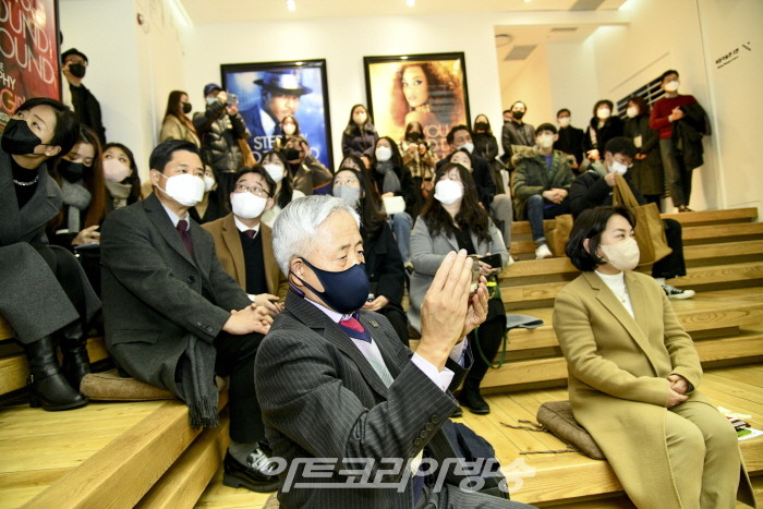 셀럽이 사랑한 'Bag&Shoes' 개막식