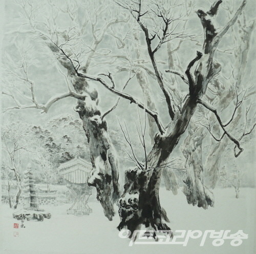 보덕사의 겨울_105x105cm_한지에 수묵